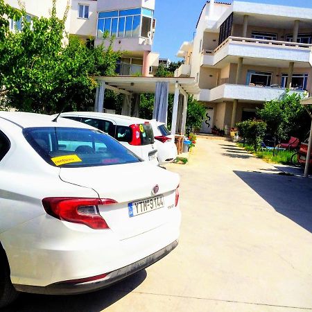 Menelaos Apartments Adelianos Kampos Extérieur photo