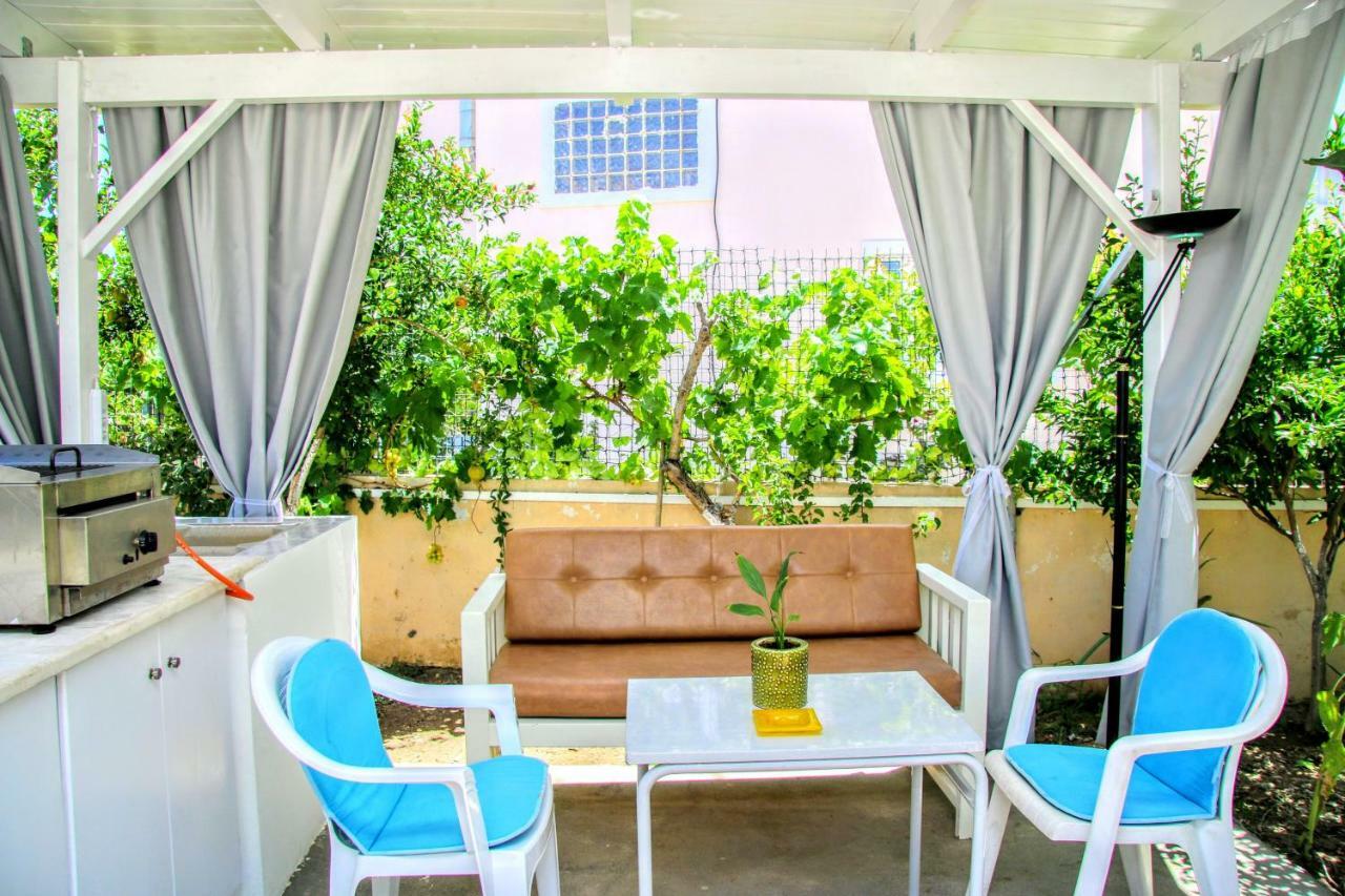 Menelaos Apartments Adelianos Kampos Extérieur photo